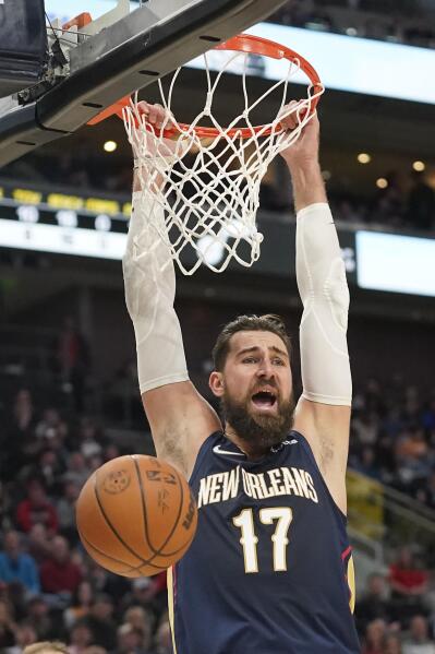 Pelicans center Jonas Valanciunas agrees to 2 year extension AP News
